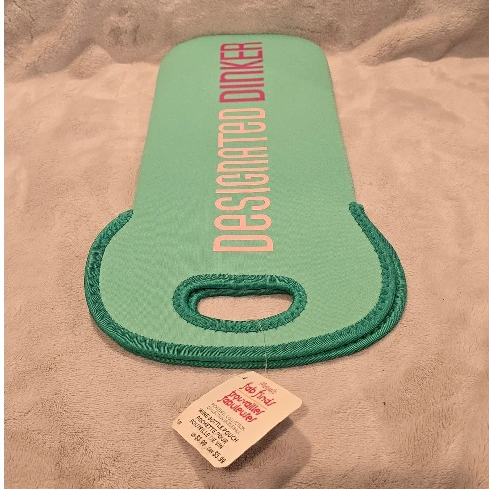 Fab Finds Designated Dinker Neoprene Wine Bottle Pouch Mint Green Insulated Tote